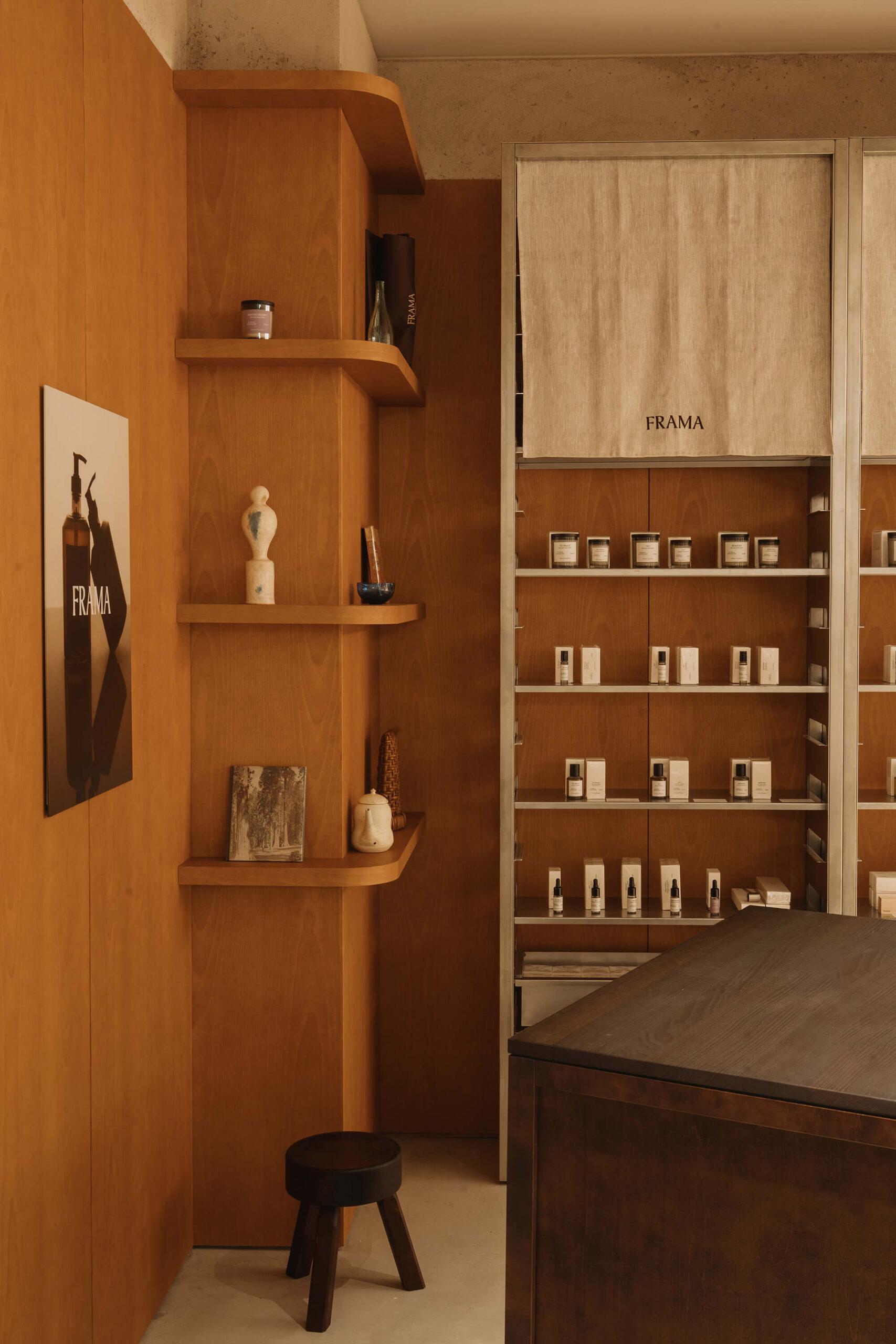 SHOP