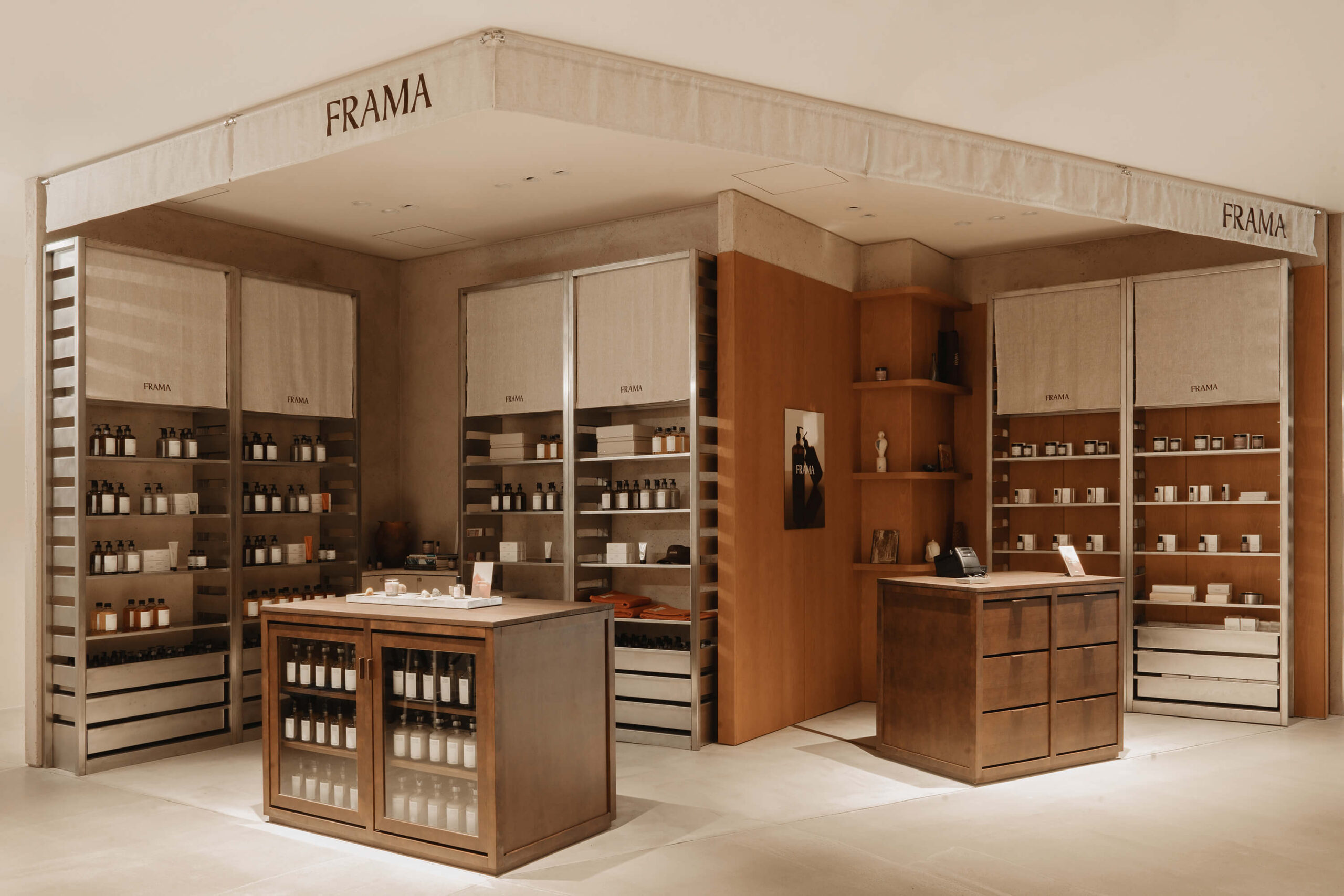 SHOP